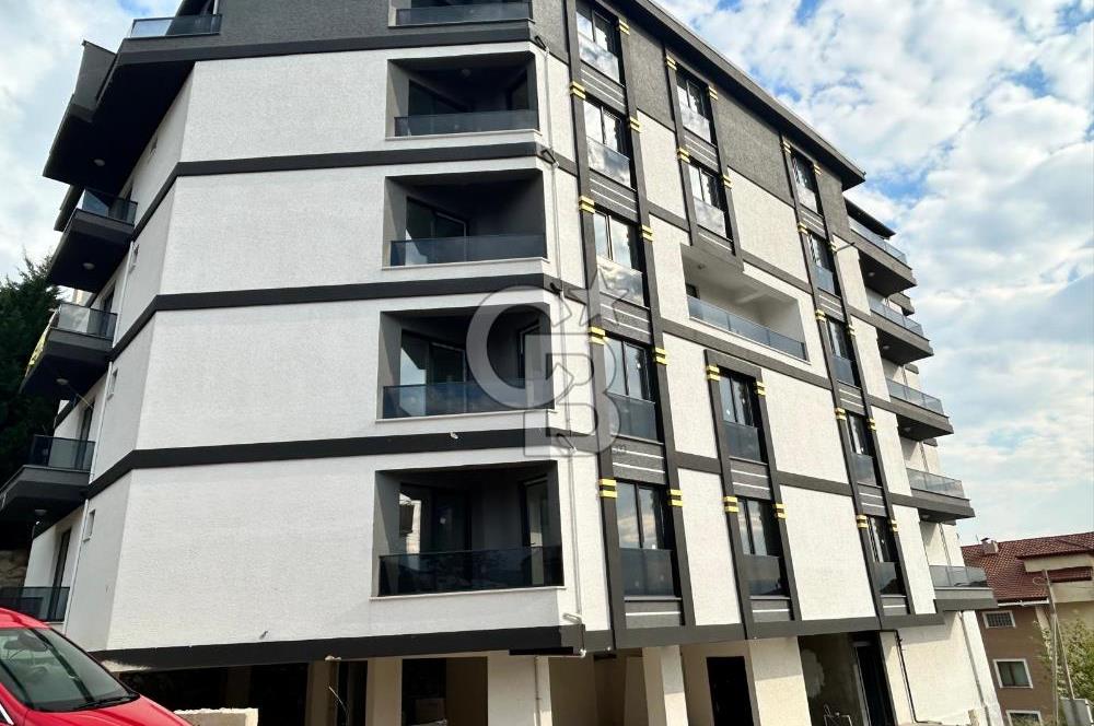 İZMİT KURUÇEŞME YENİ MAHALLEDE KAPALI HAVUZLU SATILIK 3+1 DAİRE