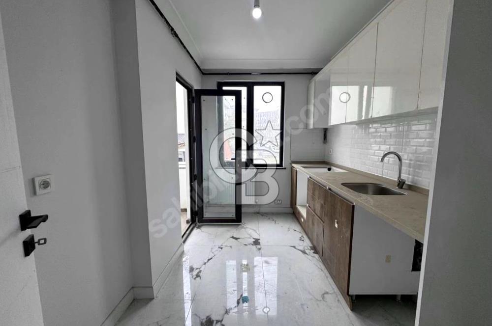 SATILIK 2+1 SIFIR ÖZEL YAPIM ARAKAT DAİRE
