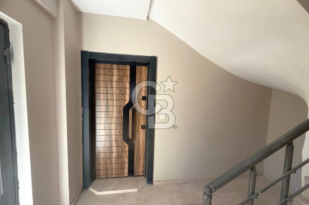 Dikili Merkezde Satılık 1+1 Daire