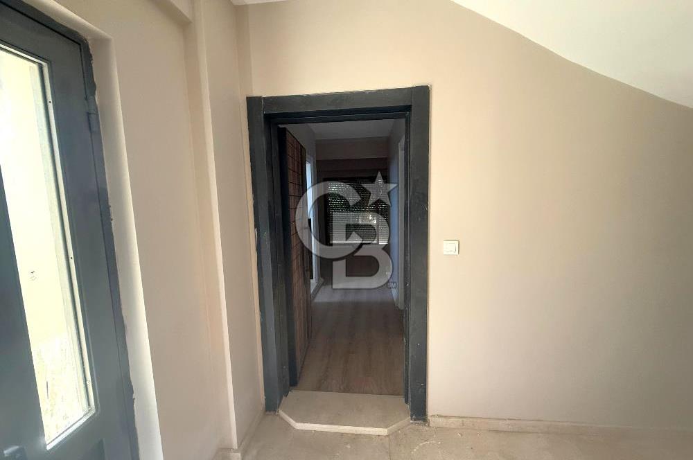 Dikili Merkezde Satılık 1+1 Daire