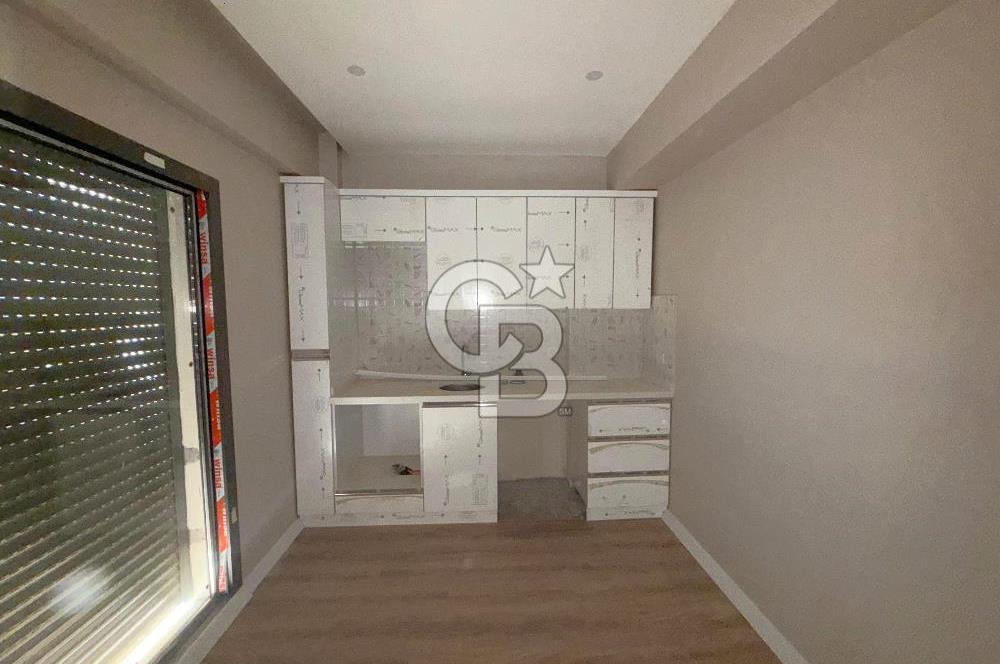 Dikili Merkezde Satılık 1+1 Daire