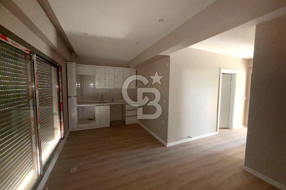 Dikili Merkezde Satılık 1+1 Daire