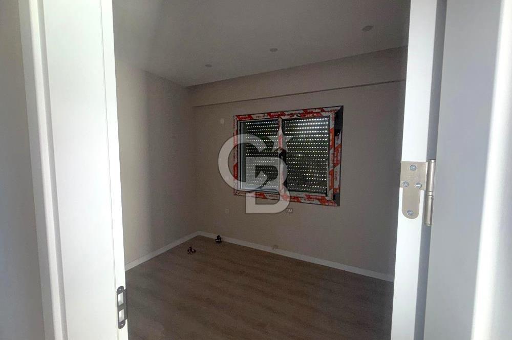 Dikili Merkezde Satılık 1+1 Daire