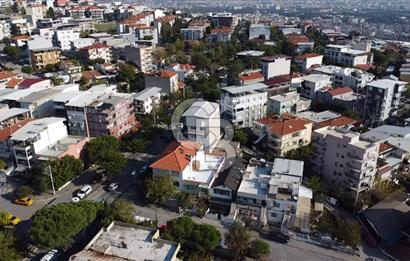  Atatürk mahallesinde merkez de bulunan satılık 2 katlı müstakil ev