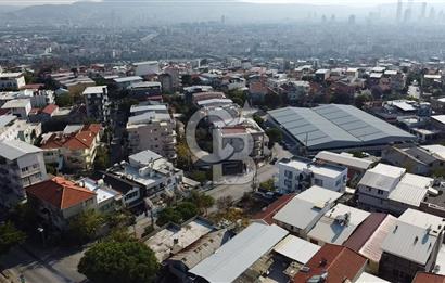  Atatürk mahallesinde merkez de bulunan satılık 2 katlı müstakil ev