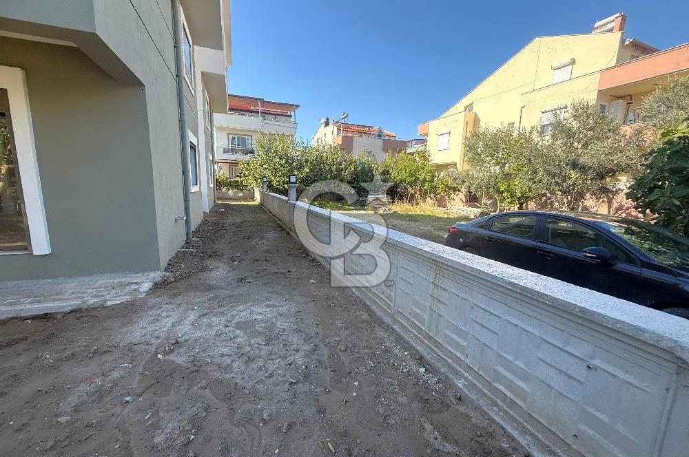 Dikili Merkezde Satılık 1+1 Daire