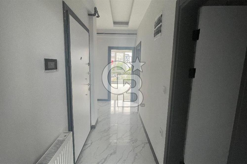 YEŞİLDERE MH KARAYOLLARI TRAMVAY DURAĞINA 5 DK SATILIK 2+1 DAİRE