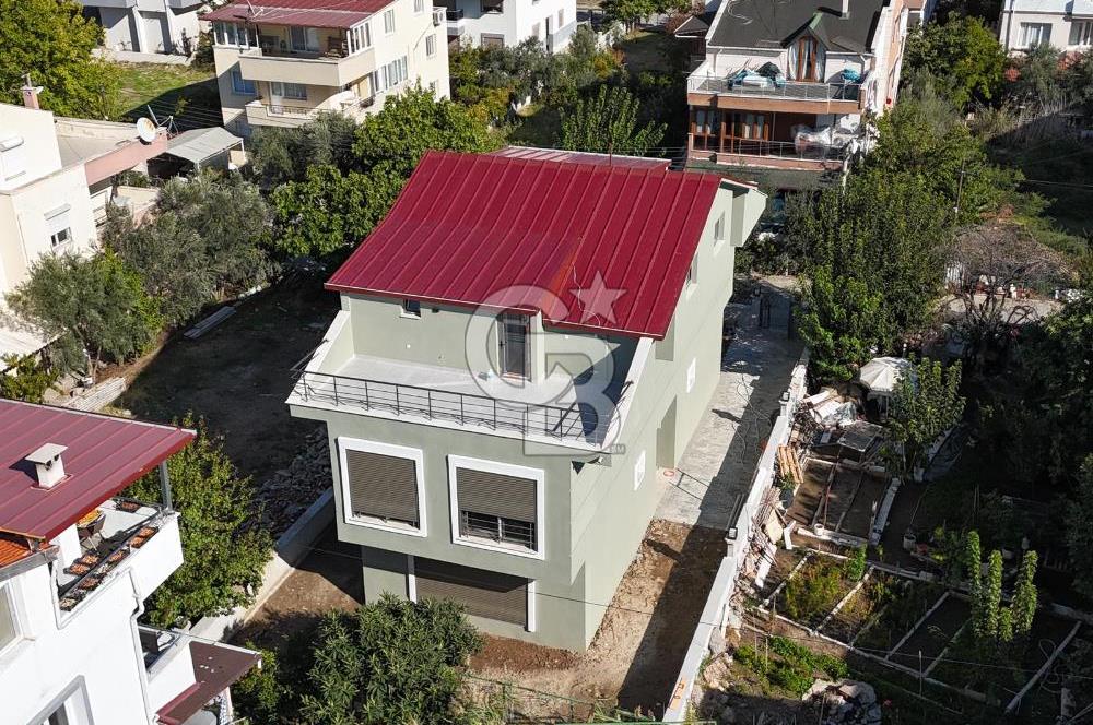 Dikili Merkezde Satılık 1+1 Daire