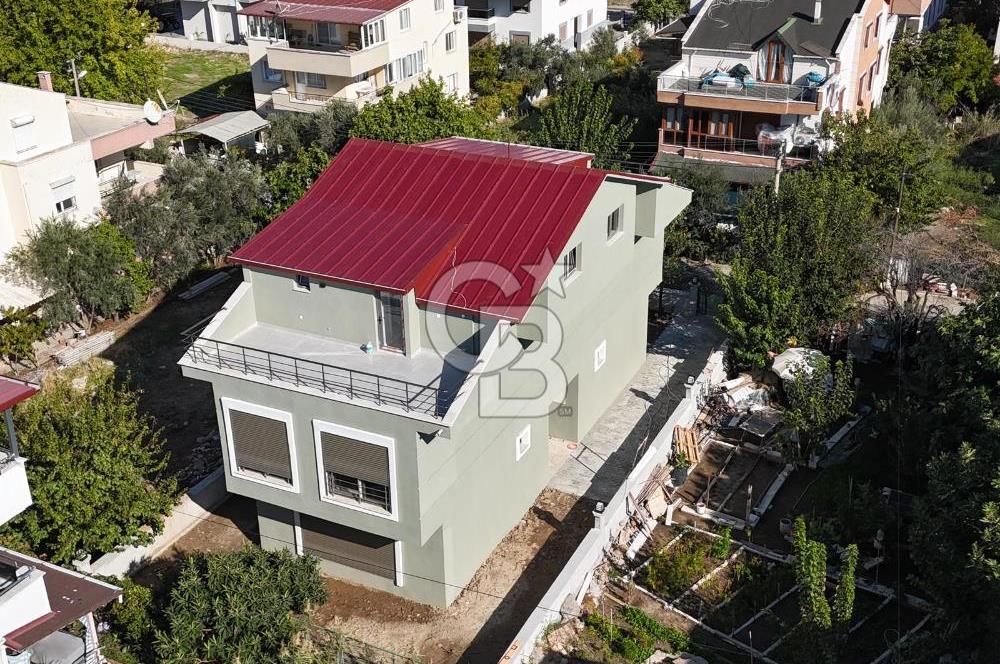 Dikili Merkezde Satılık 1+1 Daire