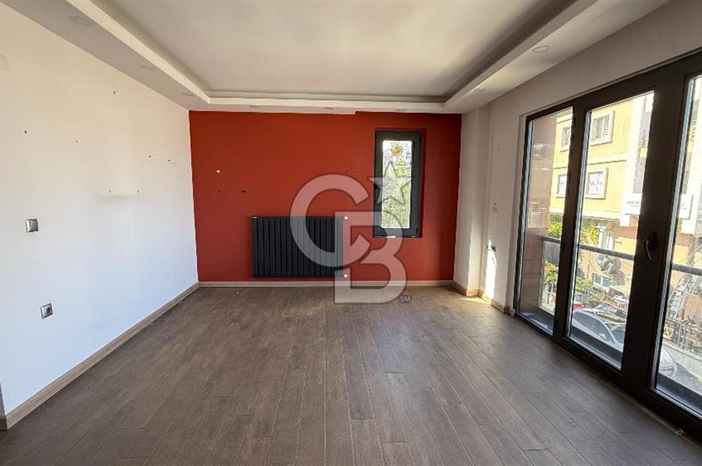 Sahile Sıfır.!! Deniz Manzaralı 1+1 Ofis