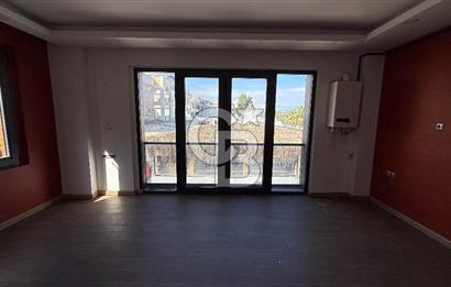 Sahile Sıfır.!! Deniz Manzaralı 1+1 Ofis