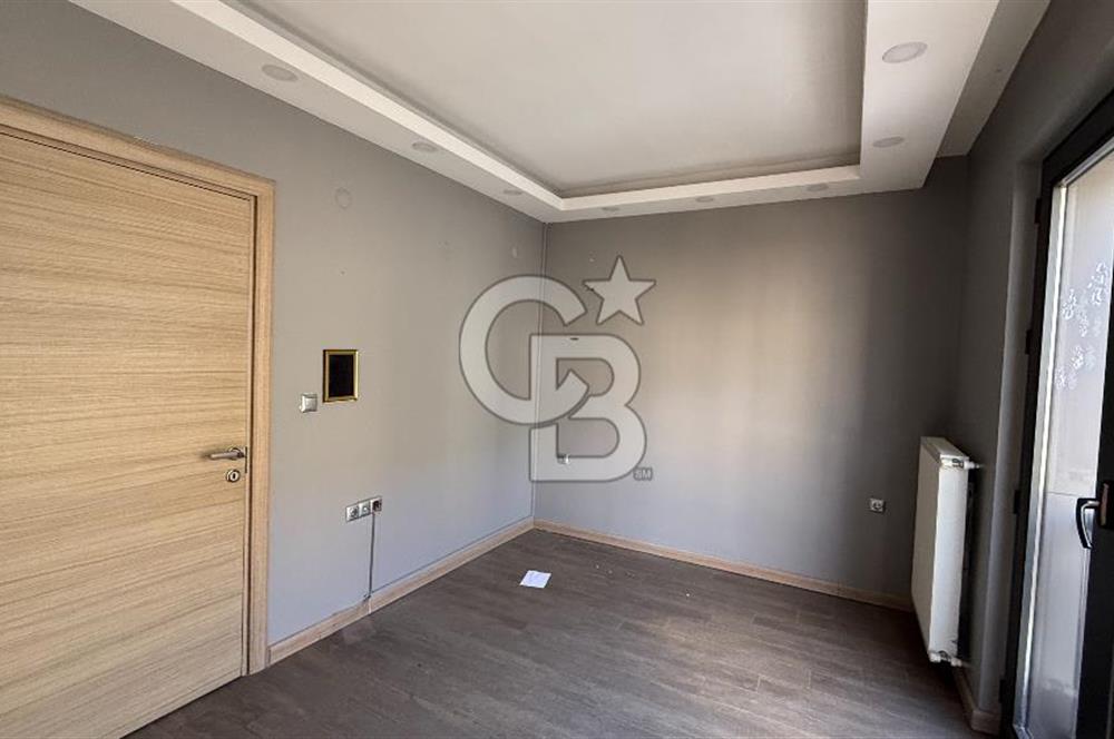 Sahile Sıfır.!! Deniz Manzaralı 1+1 Ofis