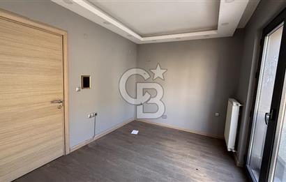 Sahile Sıfır.!! Deniz Manzaralı 1+1 Ofis