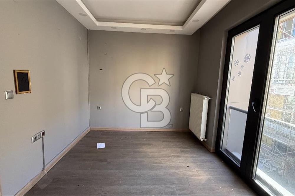 Sahile Sıfır.!! Deniz Manzaralı 1+1 Ofis