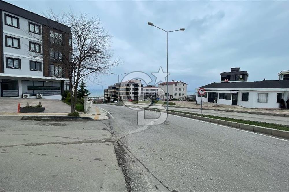 YEŞİLDERE MH KARAYOLLARI TRAMVAY DURAĞINA 5 DK SATILIK 2+1 DAİRE