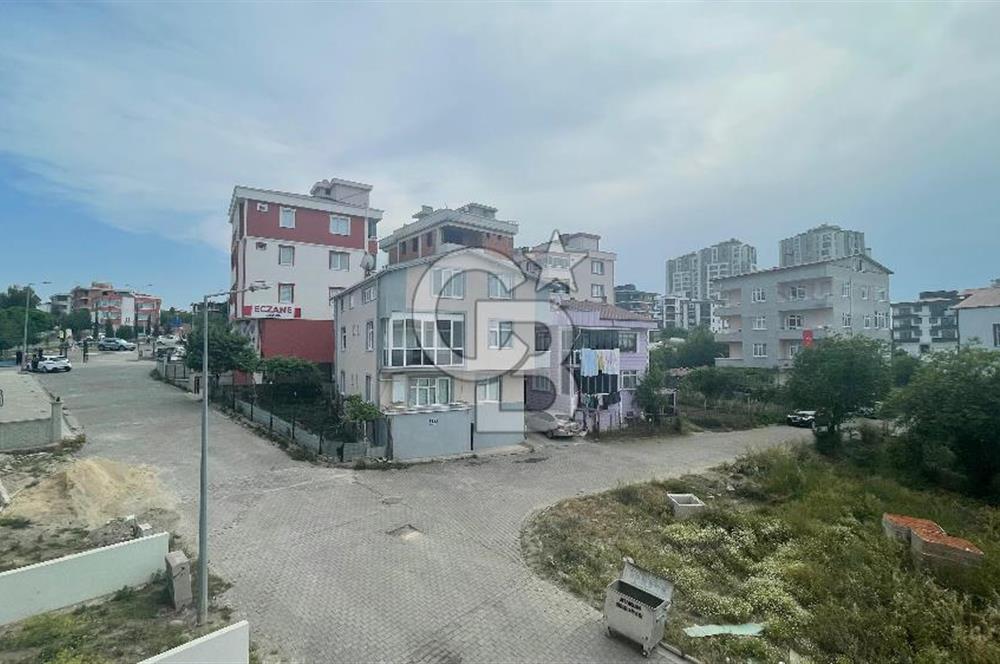YEŞİLDERE MH KARAYOLLARI TRAMVAY DURAĞINA 5 DK SATILIK 2+1 DAİRE