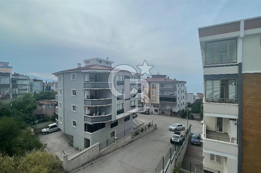 YEŞİLDERE MH KARAYOLLARI TRAMVAY DURAĞINA 5 DK SATILIK 2+1 DAİRE