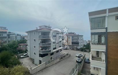 YEŞİLDERE MH KARAYOLLARI TRAMVAY DURAĞINA 5 DK SATILIK 2+1 DAİRE