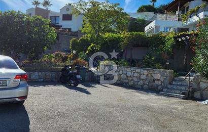 Bodrum Bitez Asarlık Mevkiinde Satılık 4+1 Deniz Manzaralı Tripleks Villa