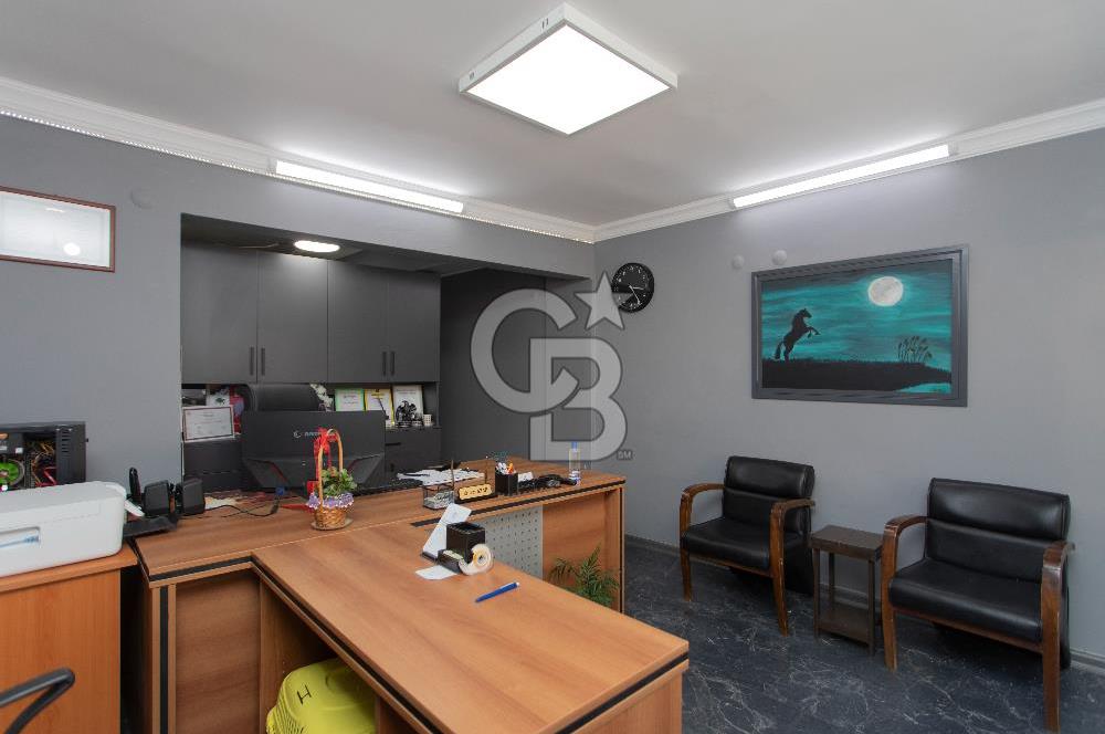 Eski Foça Çarşı İçerisinde Satılık Dükkan