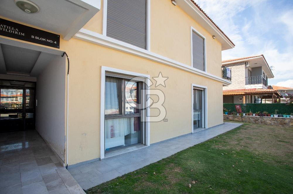 Foça Hacıveli Mah. Havuzlu Sitede Satılık 2+1 Daire