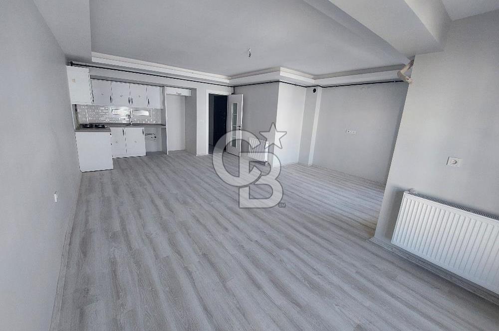 Girne Caddesi Yan Sokağı Çift Cepheli Kiralık 3+1 Yeni Daire