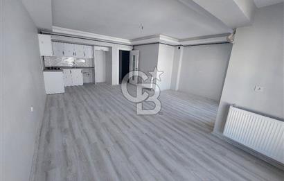 Girne Caddesi Yan Sokağı Çift Cepheli Kiralık 3+1 Yeni Daire