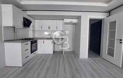 Girne Caddesi Yan Sokağı Çift Cepheli Kiralık 3+1 Yeni Daire