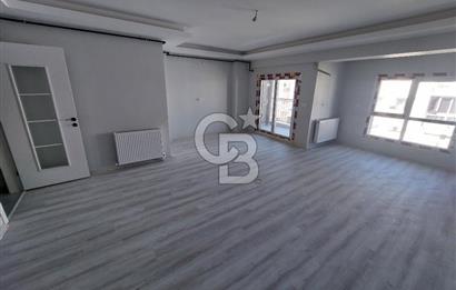 Girne Caddesi Yan Sokağı Çift Cepheli Kiralık 3+1 Yeni Daire