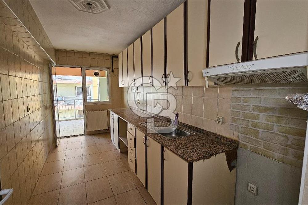 Bayraklı Soğukkuyu 3+1 Asansörlü Arakat Satılık Daire