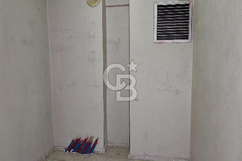Bayraklı Soğukkuyu 3+1 Asansörlü Arakat Satılık Daire