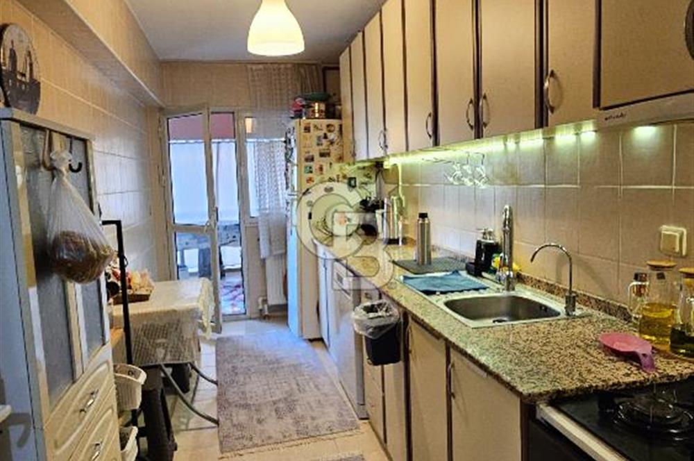 Bayraklı Soğukkuyu Kapalı Mutfak Çift Cephe 3+1 Satılık Daire