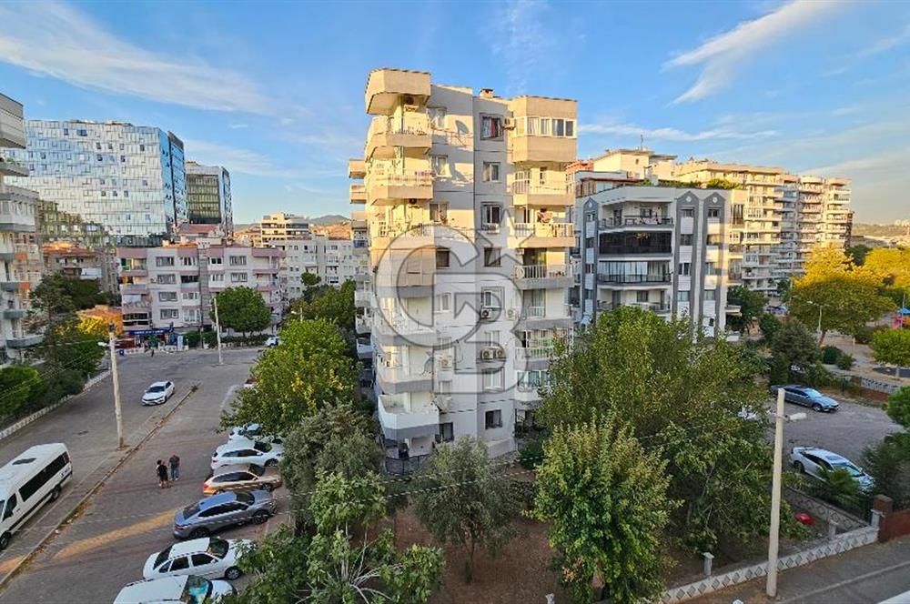Bayraklı Soğukkuyu Kapalı Mutfak Çift Cephe 3+1 Satılık Daire