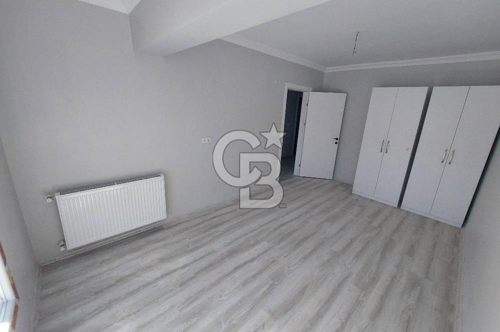 Girne Caddesi Yan Sokağı Çift Cepheli Kiralık 3+1 Yeni Daire