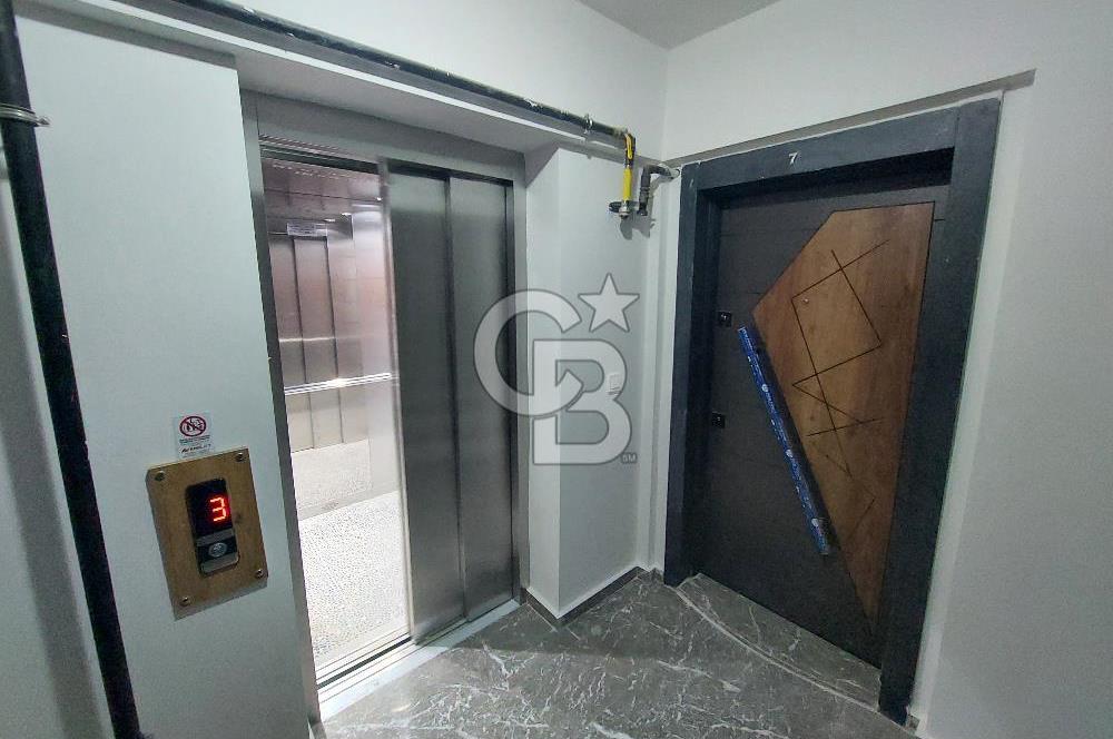 Girne Caddesi Yan Sokağı Çift Cepheli Kiralık 3+1 Yeni Daire