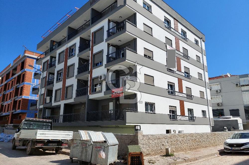 Girne Caddesi Yan Sokağı Çift Cepheli Kiralık 3+1 Yeni Daire