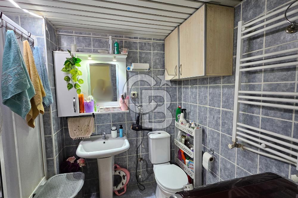 Bayraklı Soğukkuyu Kapalı Mutfak Çift Cephe 3+1 Satılık Daire