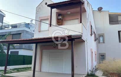 Güvendik'te Denize Yakın Satılık Villa