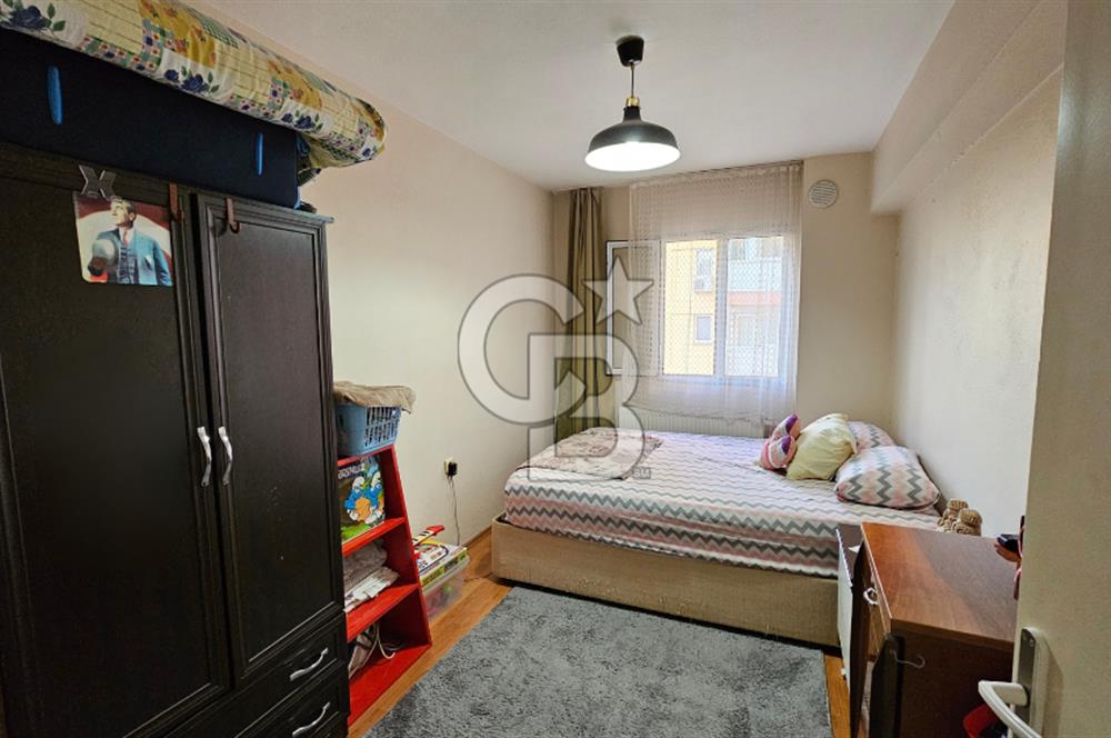 Bayraklı Soğukkuyu Kapalı Mutfak Çift Cephe 3+1 Satılık Daire