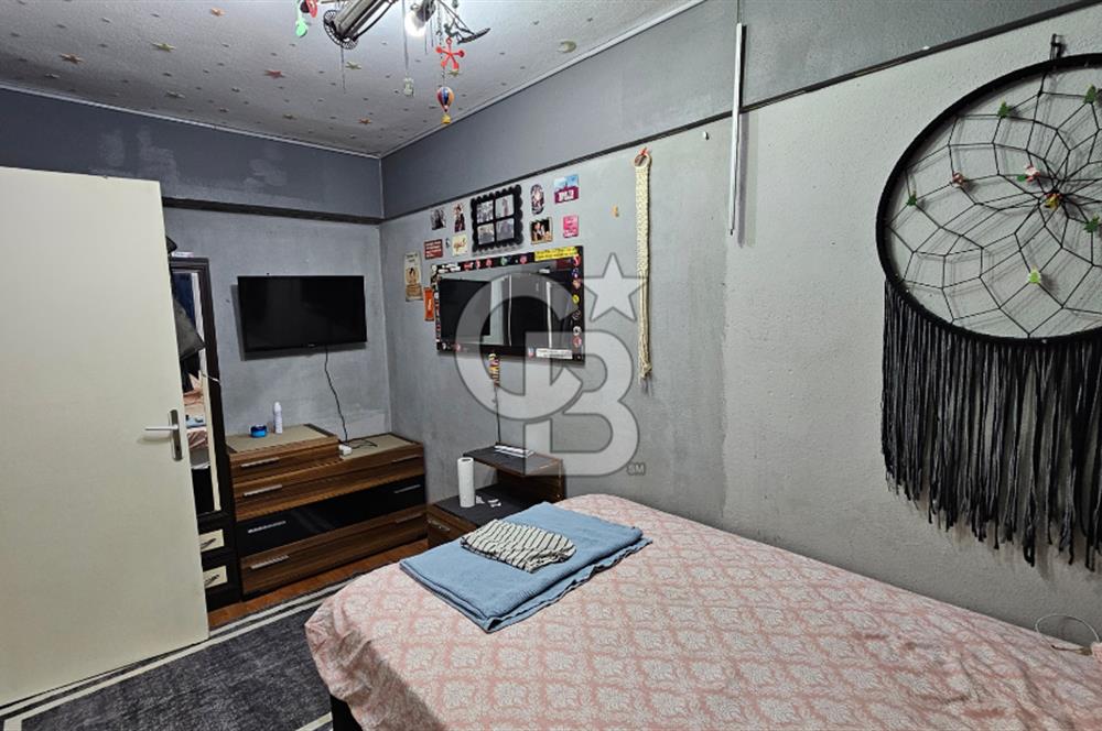 Bayraklı Soğukkuyu Kapalı Mutfak Çift Cephe 3+1 Satılık Daire