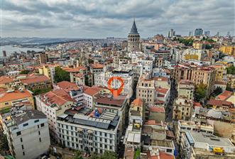 Galata Kamondo'da Yenilenmiş Eşyalı 2+1 Satılık Daire