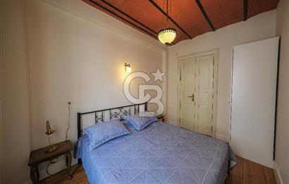 Galata Kamondo'da Yenilenmiş Eşyalı 2+1 Satılık Daire