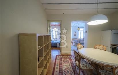 Galata Kamondo'da Yenilenmiş Eşyalı 2+1 Satılık Daire