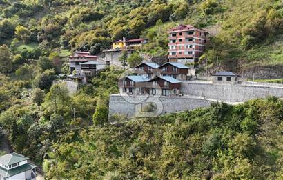 ÜZERİNDE 4 ADET TAŞ BUNGALOV BULUNMAZ FİYATA ARSA