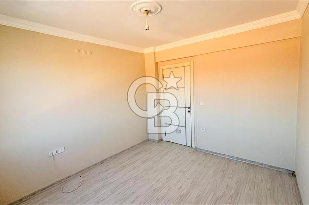 Foça Bağarası Kazım Dirik Mah. Satılık 2+1 Kapalı Mutfaklı Daire