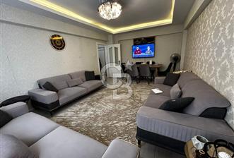 Coldwell Banker Jovenden Elvankent Topçu'da tren durağına yakın 2+1