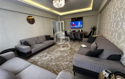 Coldwell Banker Jovenden Elvankent Topçu'da tren durağına yakın 2+1