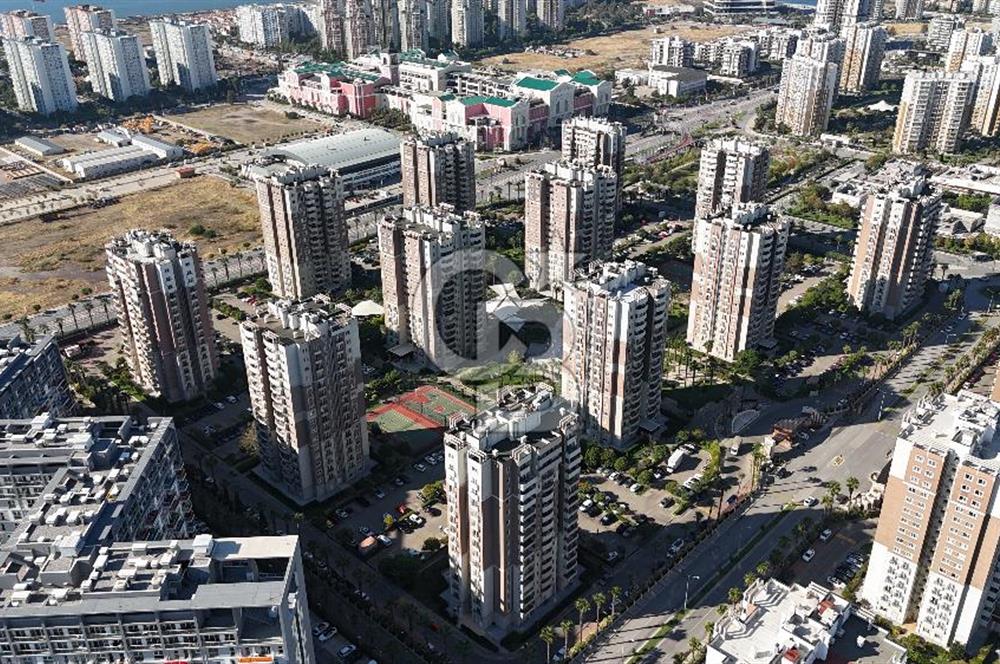İzmir Mavişehir Soyak A Bölgesi Kiralık 4+1 200 m² Daire