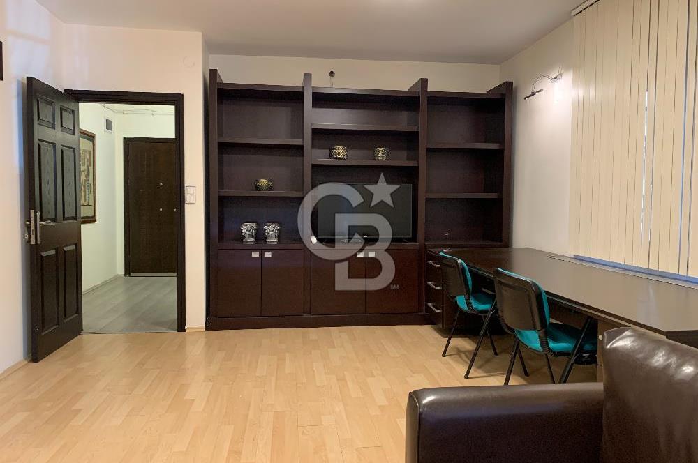 MEBUSEVLERİ ERGİN SOKAKTA KAPALI OTOPARKLI EŞYALI KİRALIK