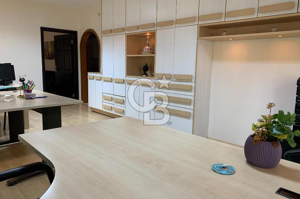 MEBUSEVLERİ ERGİN SOKAKTA KAPALI OTOPARKLI EŞYALI KİRALIK